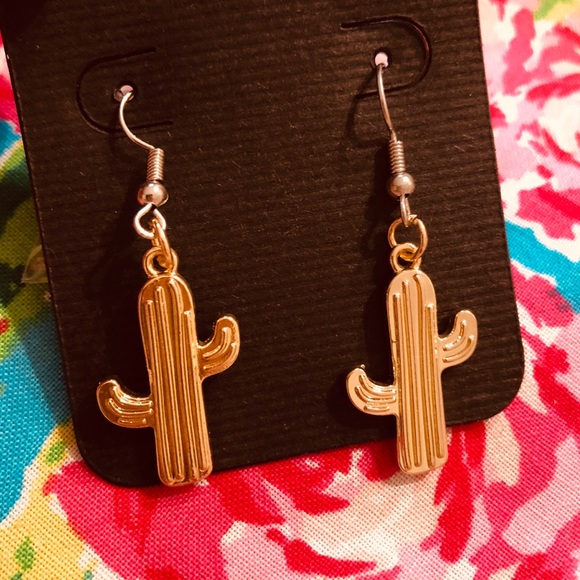 Jewelry - 🌵Cactus Earrings🌵